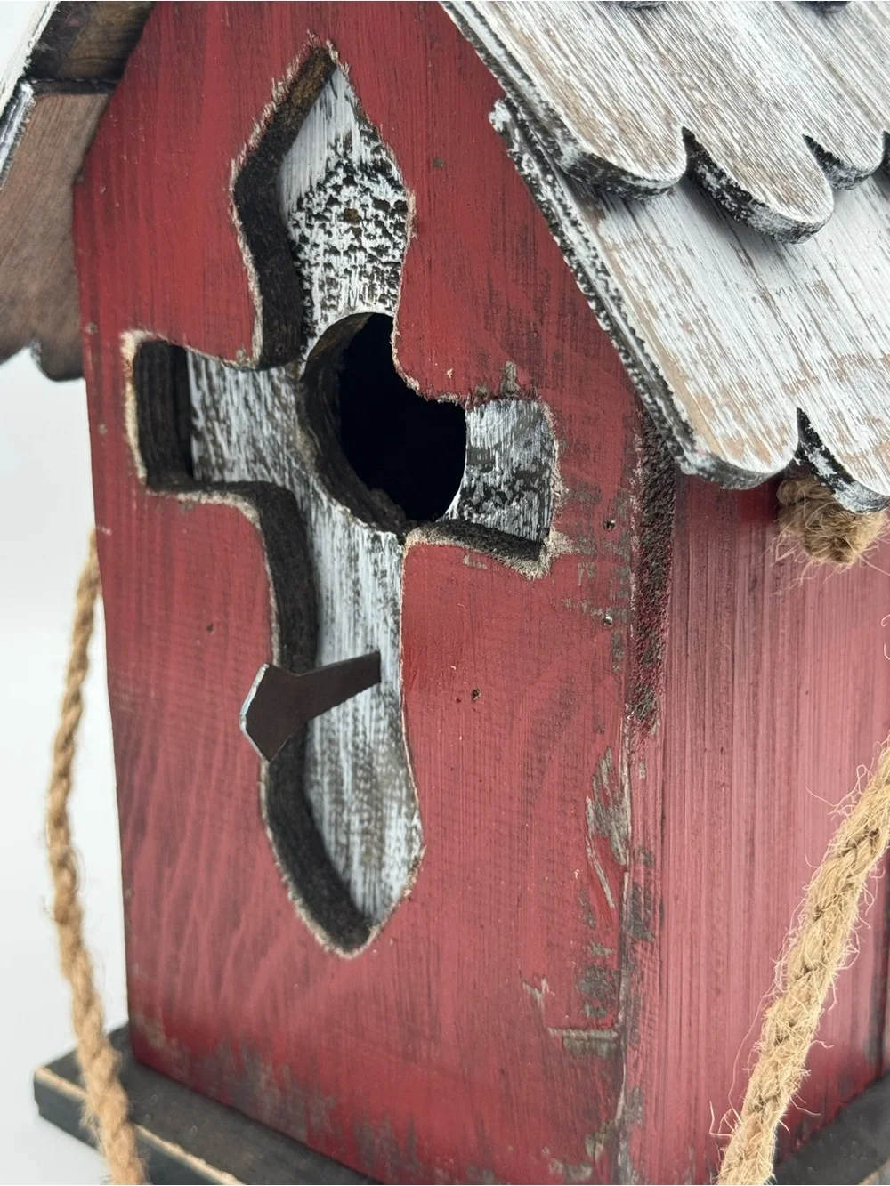 Tellon Collections Rustic Red Cross Wooden Hanging Birdhouse Farmhouse Decor‎